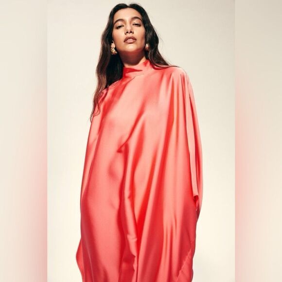 H&M Ramadan Modest Collection Satin Kaftan Dress - Picture 8 of 11